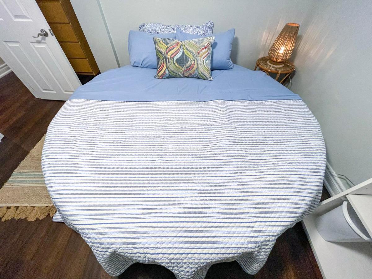 Spacious & Renovated 1Bd Suite W/Parking Toronto Dış mekan fotoğraf
